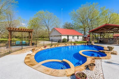 168 Country Drive, Waco TX 76705 - Photo 4
