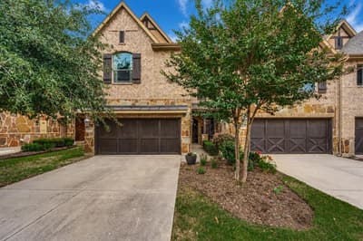 921 Brook Forest Lane, Euless TX 76039