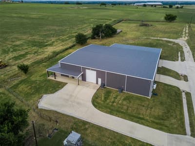 426 CR 2320, Decatur TX 76234