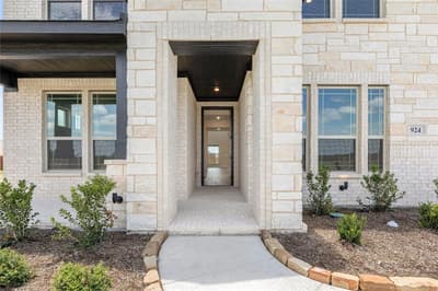 924 Lasalle Drive, Red Oak TX 75154 - Photo 4