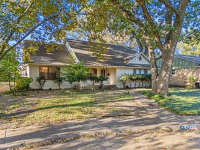 6925 Galemeadow Circle, Dallas TX 75214 - Photo 2