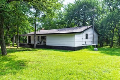 7478 County Road 1020, Wolfe City TX 75496 - Photo 5