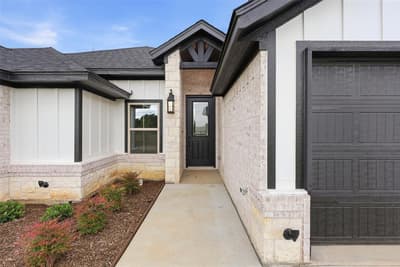 1600 Oleander Drive, Tolar TX 76476 - Photo 3