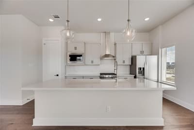 905 Ash Road, Plano TX 75075 - Photo 2
