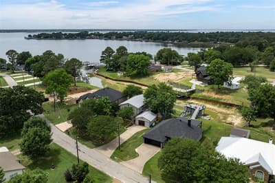 243 Autumn Wood Trail, Gun Barrel City TX 75156 - Photo 2