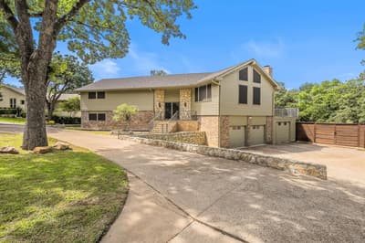 1724 Prestonwood Drive, Arlington TX 76012
