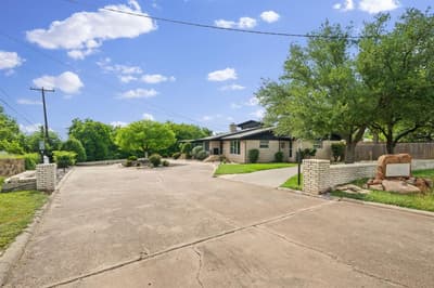 801 NW 7th Avenue, Mineral Wells TX 76067 - Photo 2