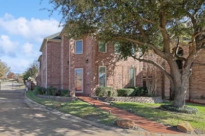 8354 Sunset Cove Drive, Fort Worth TX 76179 - Photo 2