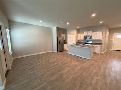 1600 Battery Park Drive, Alvarado TX 76009 - Photo 3