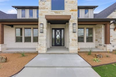 2006 Lindale Lane, Granbury TX 76049 - Photo 3