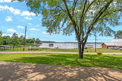100 W Oak Acres Drive, Malakoff TX 75148 - Photo 2