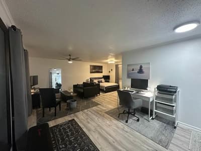 5036 N Hall Street, Dallas TX 75235