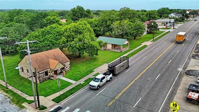 400 S Broad Street, Saint Jo TX 76265