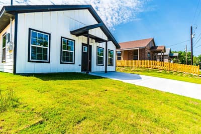 4315 Mountain Hollow Drive, Granbury TX 76048 - Photo 4