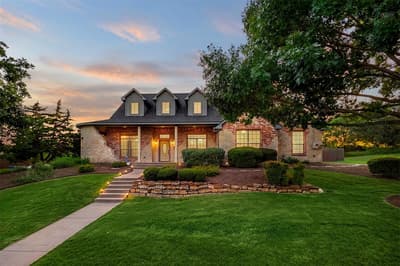 105 Country Ridge Court, Red Oak TX 75154
