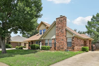 2710 Newkirk Court, Euless TX 76039