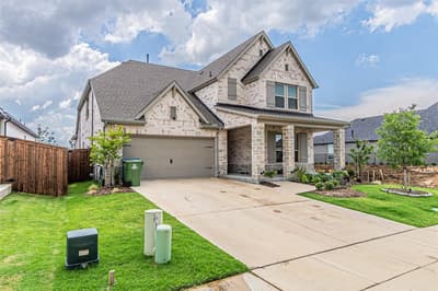 5028 Sandbrock Parkway, Aubrey TX 76227 - Photo 2