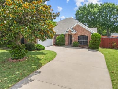 5208 Springflower Drive, Frisco TX 75035 - Photo 2
