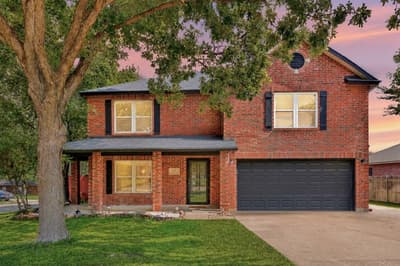 301 Cortland Circle, Roanoke TX 76262
