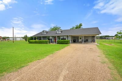 9885 Silver Creek Drive, Scurry TX 75158