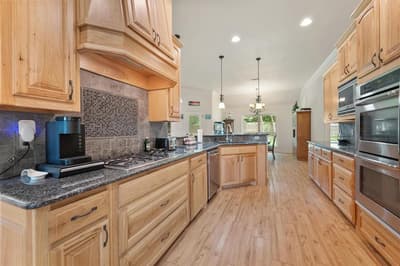 548 Mckittrick Court, Godley TX 76044 - Photo 3
