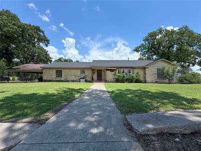 1920 Crow Drive, Waco TX 76705