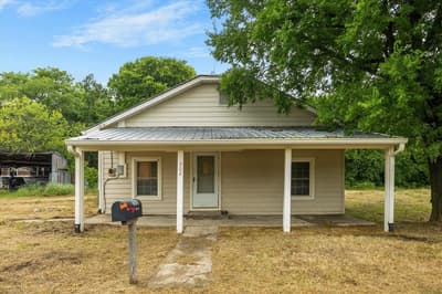 502 S Elm Street, Celeste TX 75423