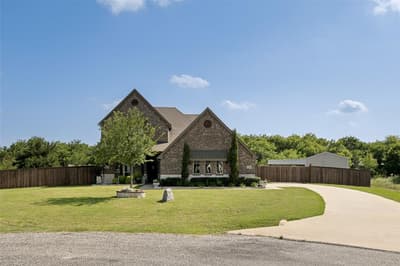 2201 Henson Lane, Nevada TX 75173