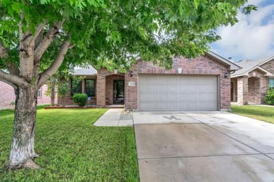 1312 Elkford Lane, Fort Worth TX 76247 - Photo 2