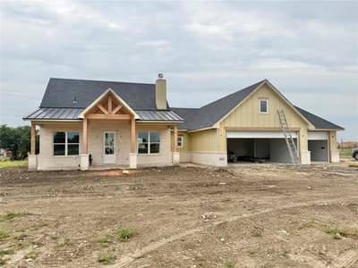 2012 Collin Street, Weatherford TX 76085