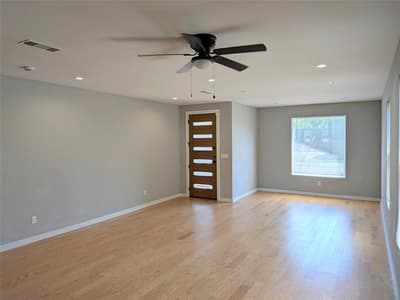 2871 E Overton Road, Dallas TX 75216 - Photo 3