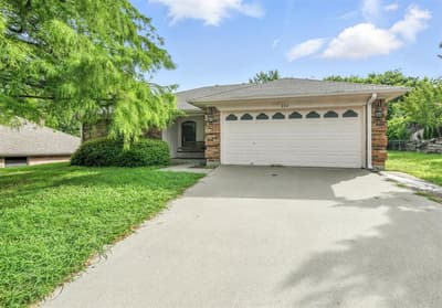 602 Valleyridge Court, Decatur TX 76234 - Photo 3