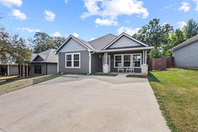 608 E Shepherd Street, Denison TX 75021