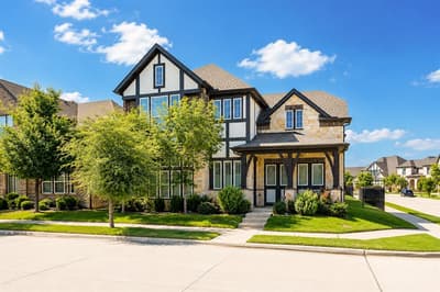 1571 Amesbury Way, Farmers Branch TX 75234