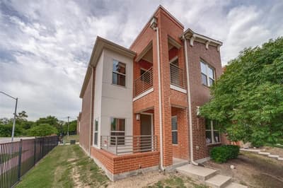 1596 Fiji Street, Dallas TX 75203 - Photo 2