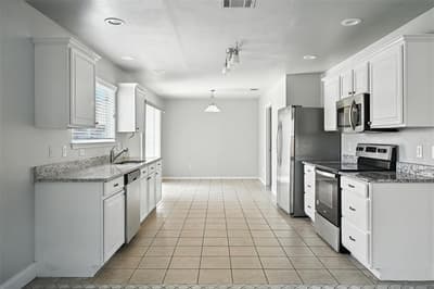 8540 Boswell Meadows Drive, Fort Worth TX 76179 - Photo 3