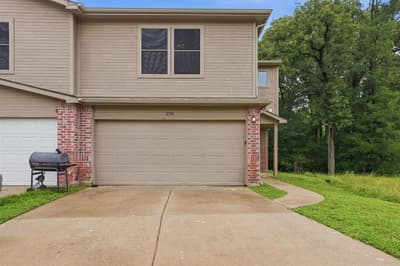 238 Creek Cove Drive, Dallas TX 75217