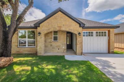 2719 Sycamore Court, Granbury TX 76048