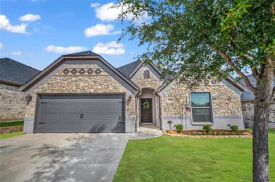 1904 Town Creek Circle, Weatherford TX 76086