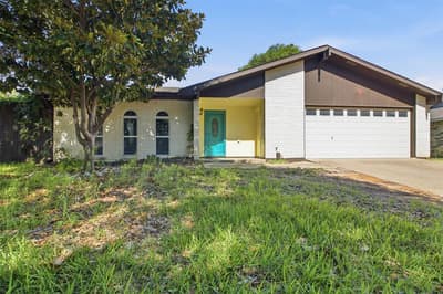 2604 Woodside Drive, Arlington TX 76016