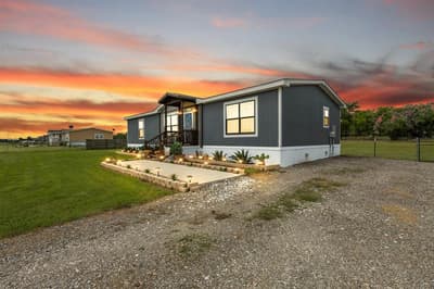 2827 Grays Prairie Lane, Scurry TX 75158