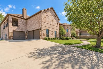 12548 Avondale Ridge Drive, Fort Worth TX 76179 - Photo 2