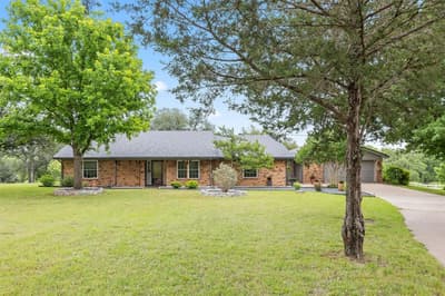 410 De La Cruz Street, Weatherford TX 76085