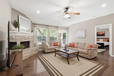 3209 Kingsbury Drive, McKinney TX 75069 - Photo 4
