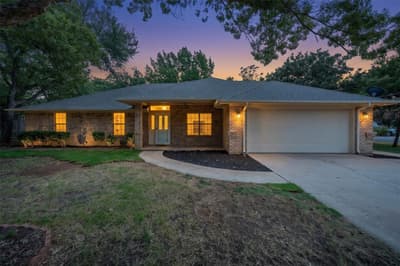 3906 Cimmaron Trail, Granbury TX 76049