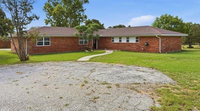 593 County Road 4680, Boyd TX 76023