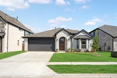 121 Winterwood Drive, Lavon TX 75166