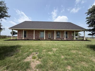 9652 County Road 4360, Frost TX 76641