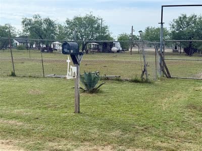 1132 SW County Road 2348, Richland TX 76681 - Photo 2