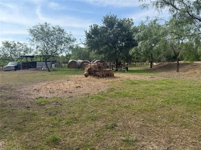 1132 SW County Road 2348, Richland TX 76681 - Photo 5